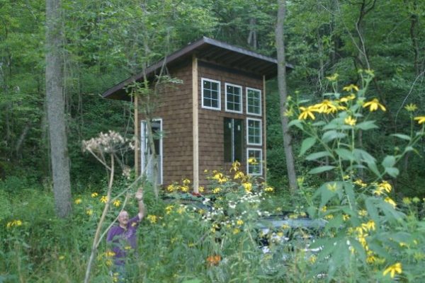 dennis-cabin-front dennis-cabin-front