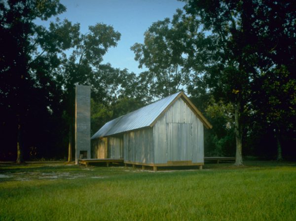exterior-zachary-dogtrot-stephen-atkinson exterior-zachary-dogtrot-stephen-atkinson